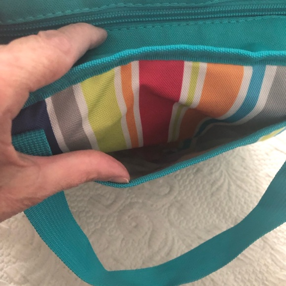 Officially licensed insulated beach tote featuring Mickey Mouse, NWT - Picture 5 of 12